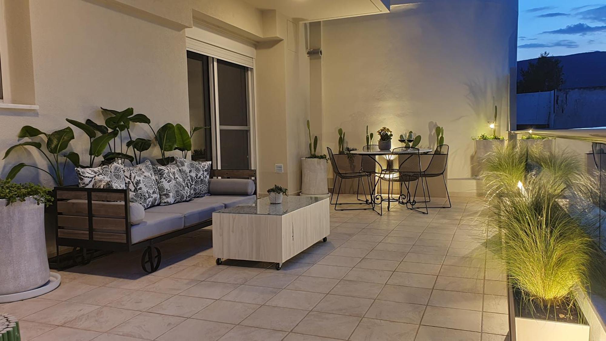 Apartment Gallery House In Itea-delphi Itea
