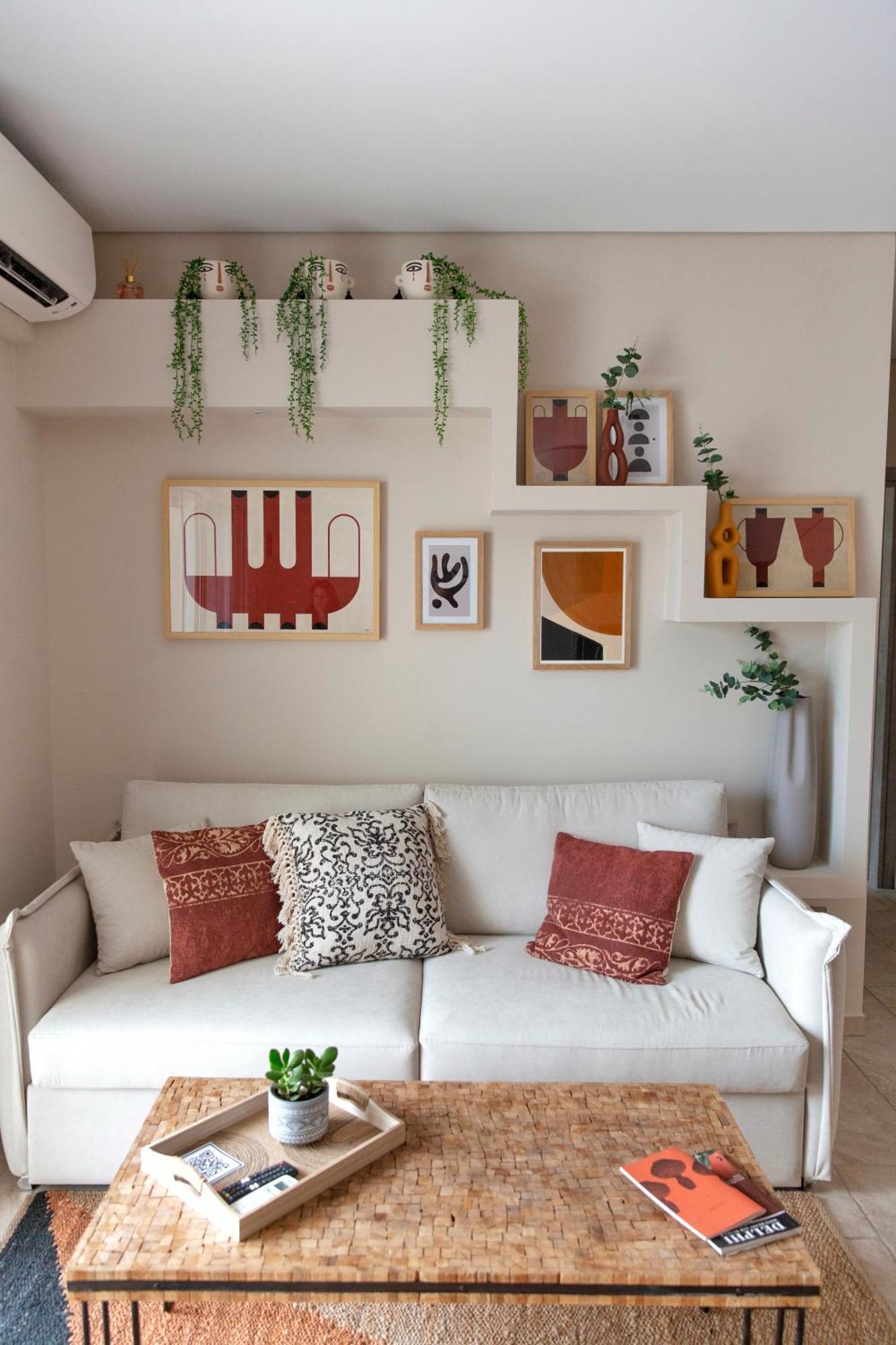 Gallery House In Itea-delphi Itea