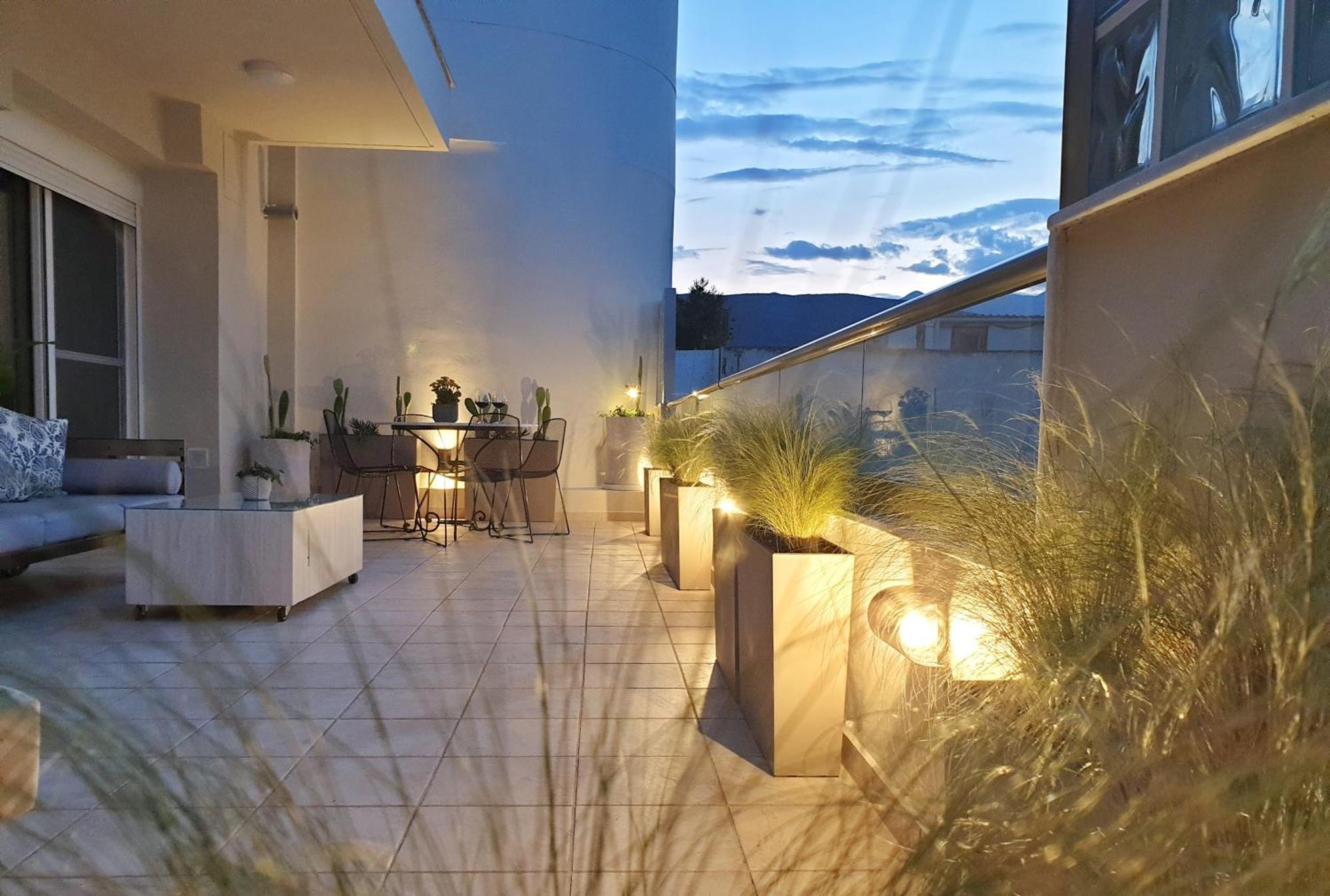 Gallery House In Itea-delphi * Itea