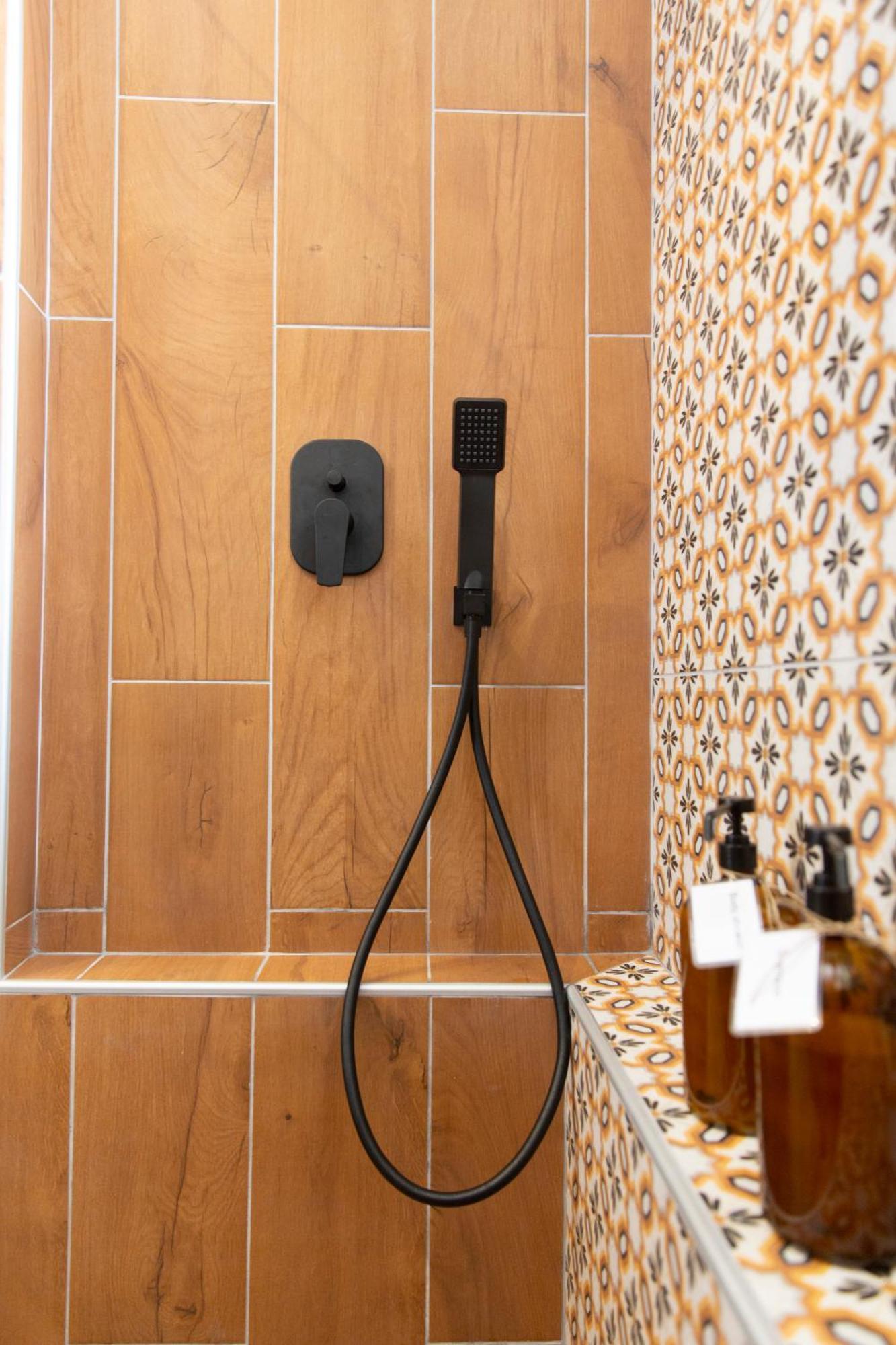 Gallery House In Itea-delphi Apartment