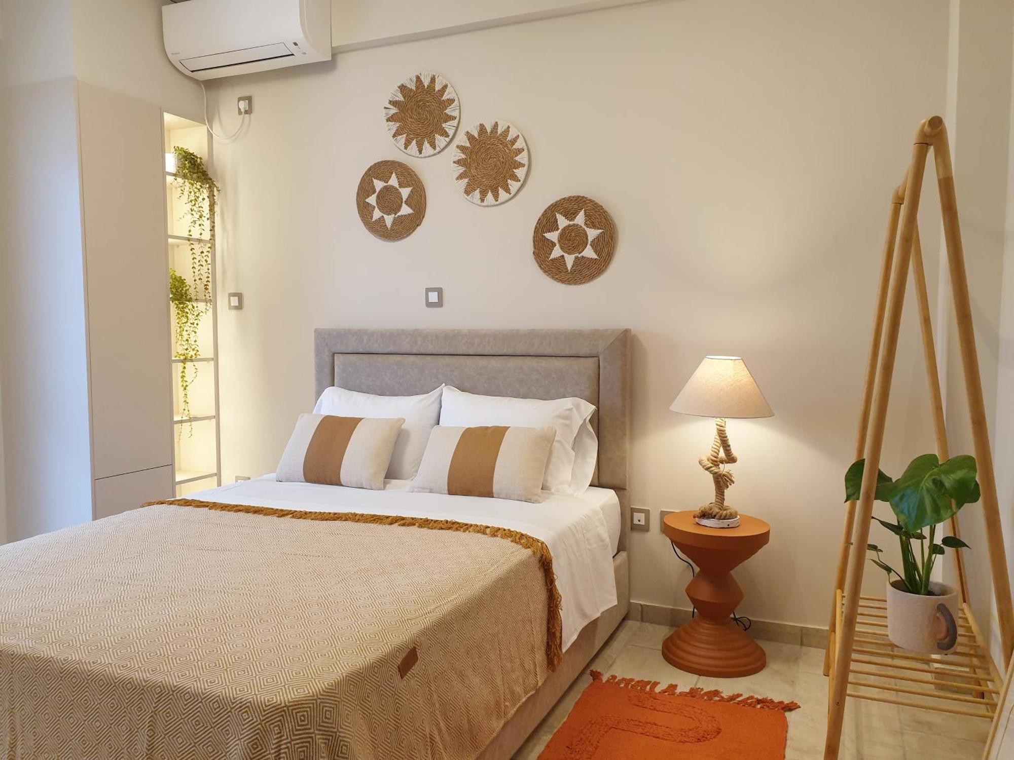 Apartment Gallery House In Itea-delphi