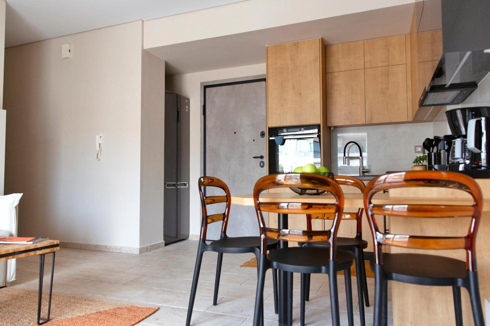 Gallery House In Itea-delphi Apartment