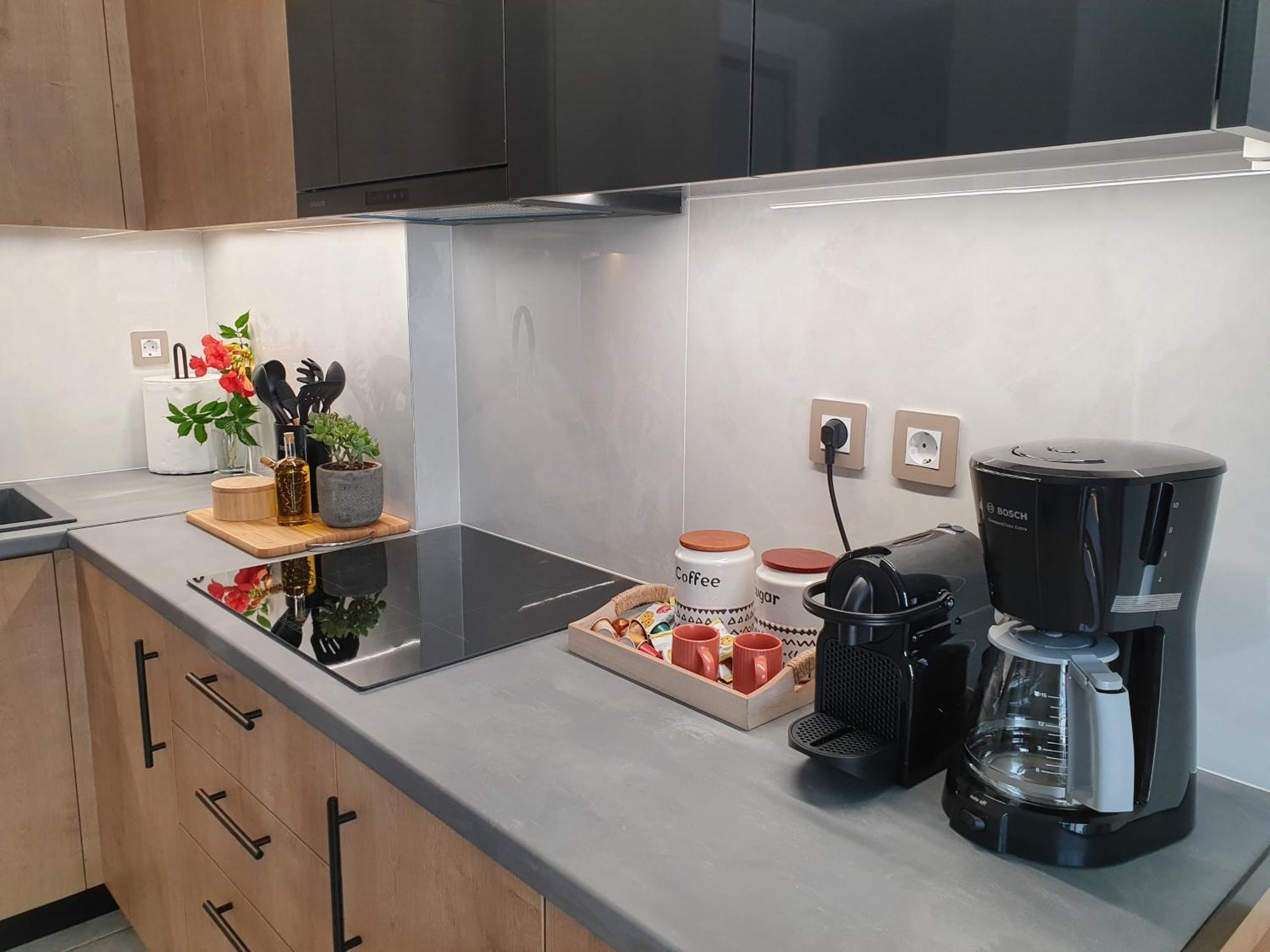 Apartment Gallery House In Itea-delphi